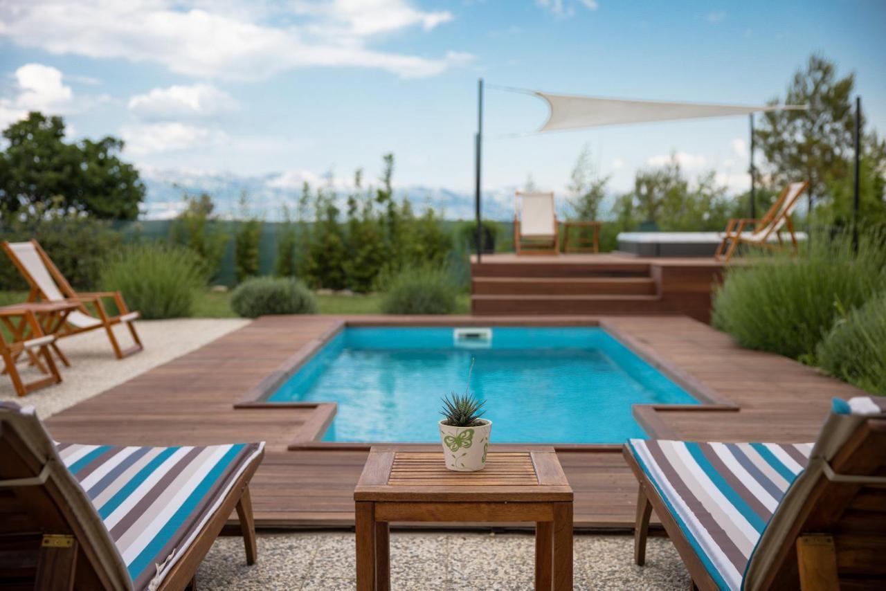 Villa Ena With Pool & Jacuzzi Donji Kasic Exterior foto