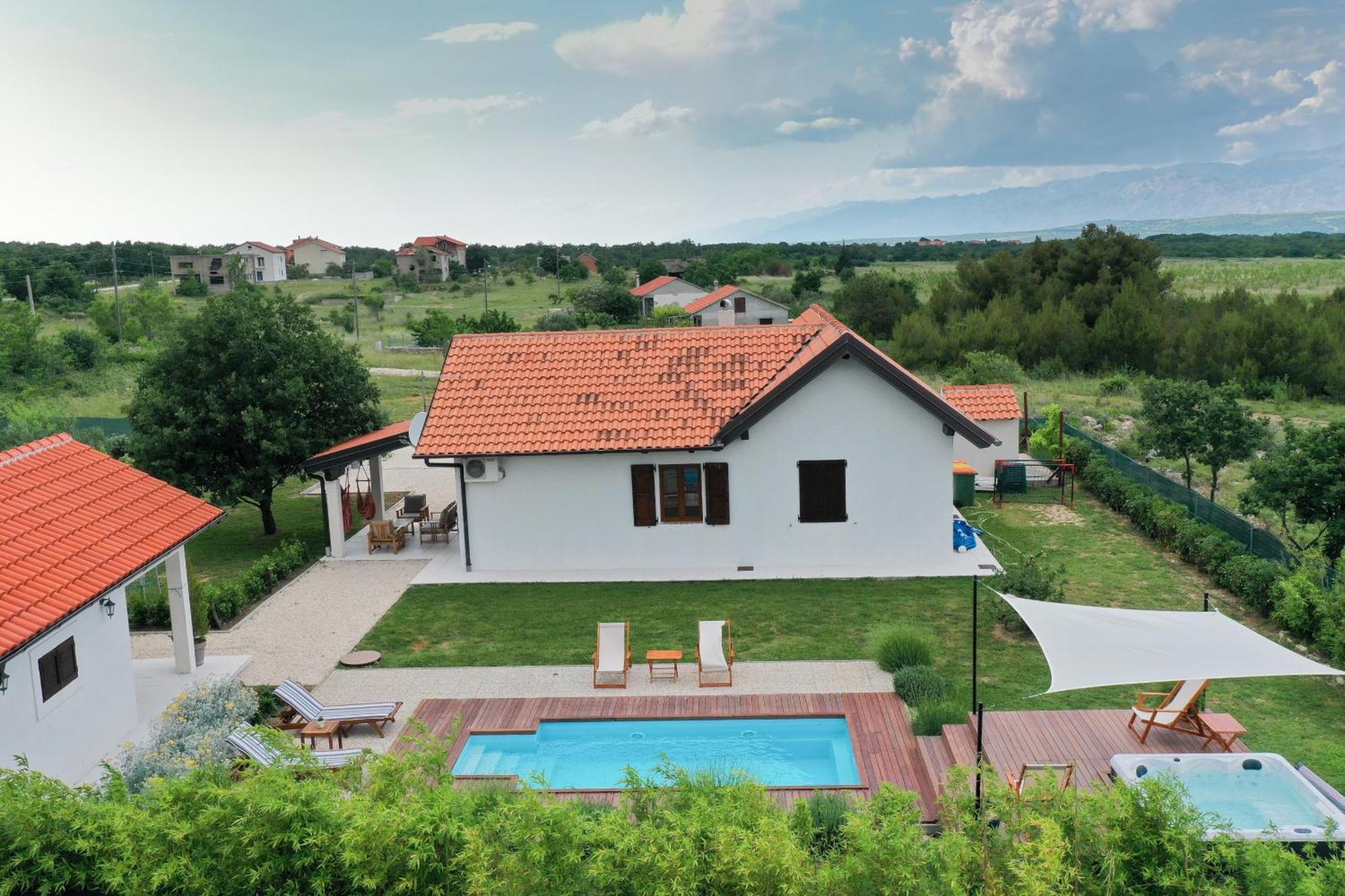 Villa Ena With Pool & Jacuzzi Donji Kasic Exterior foto